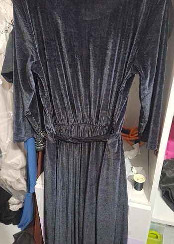 Gri Uzun Salaş Kadife Elbise - Görsel 4