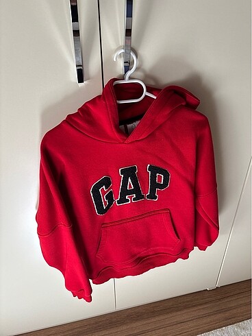 Gap erkek çocuğu sweetshirt