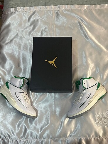 AİR JORDAN 2 RETRO