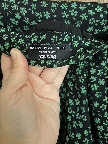 m Beden yeşil Renk Bershka Kadın Çiçekli Etek