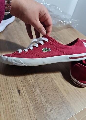 38 Beden kırmızı Renk Lacoste bayan