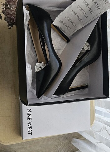 Nine West Nine west steletto 