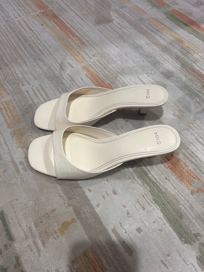 MNG Beyaz Kitten Topuklu Sandalet - Görsel 4