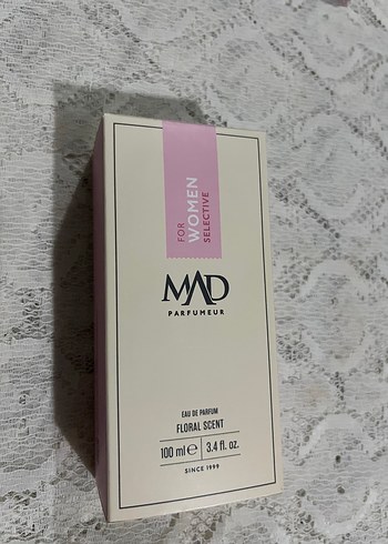  Beden MAD Kadın Parfümü 100 ml Çiçeksi Koku