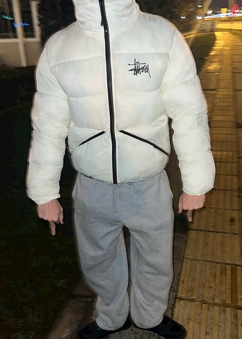 Stussy beyaz mont - Görsel 2