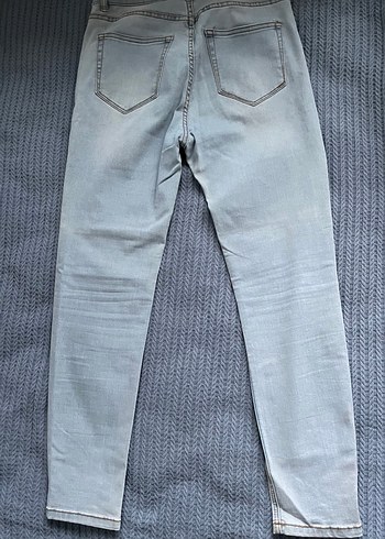 PULL&BEAR açık mavi jean - Görsel 3