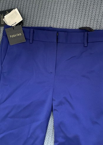 FABRİKA ETİKETLİ Saks Mavi Fermuarlı Regular Fit Kumaş Pantolon - Görsel 2