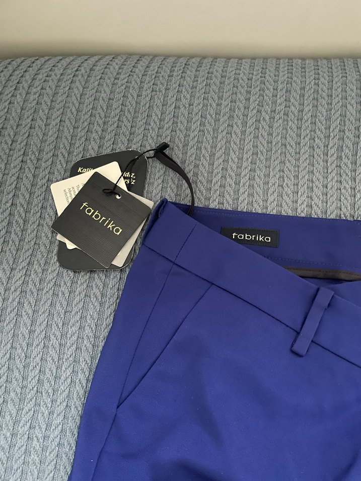 FABRİKA ETİKETLİ Saks Mavi Fermuarlı Regular Fit Kumaş Pantolon - Görsel 3