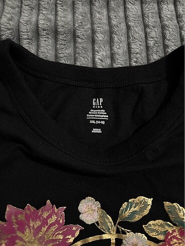 15-16 Yaş Beden çeşitli Renk Gap Pamuklu 14-16 Yaş Uzun Kollu Tshirt