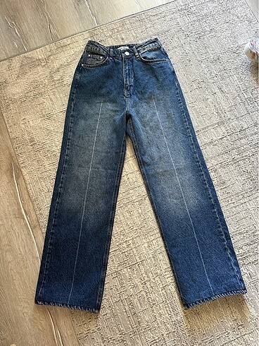 36 Beden miu miu jean