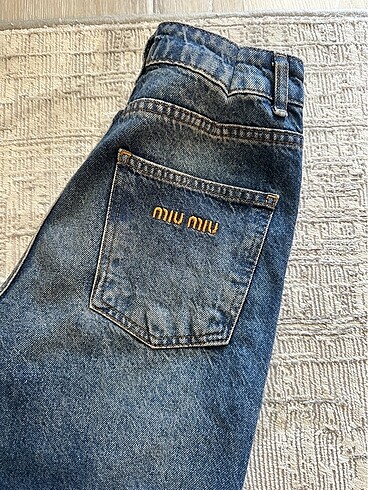 miu miu jean