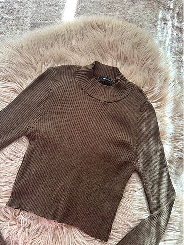 Trendyol & Milla bluz crop