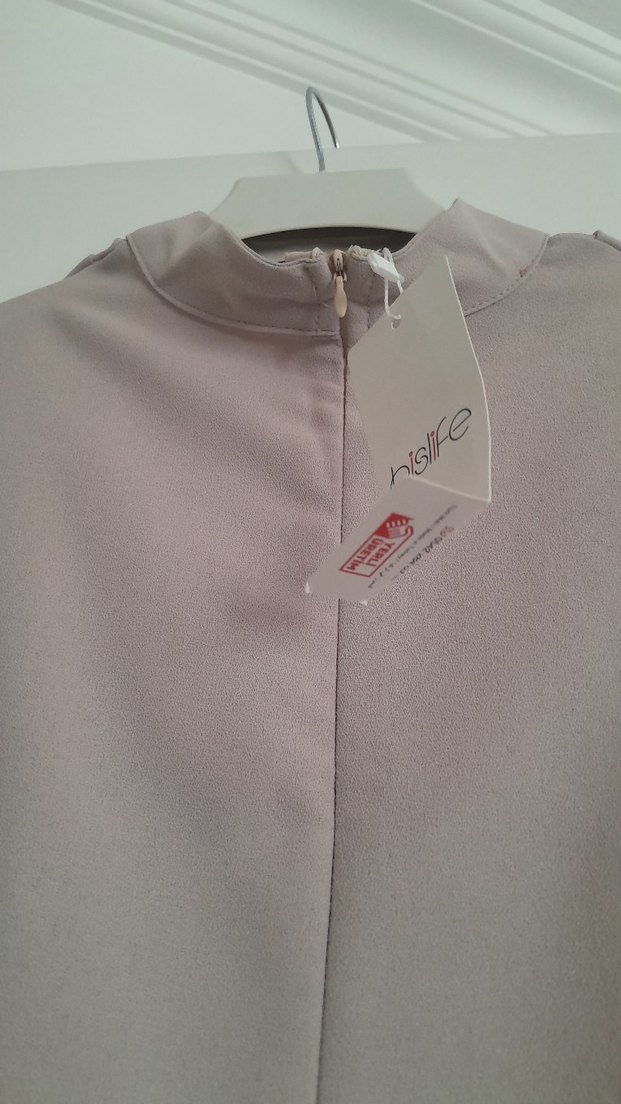 Bej Saten Görünümlü tesettür elbise - Görsel 3