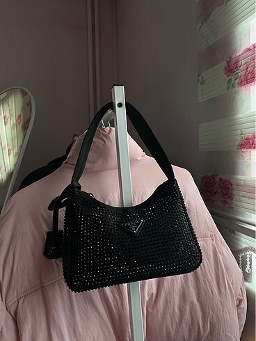 Prada taşlı çanta