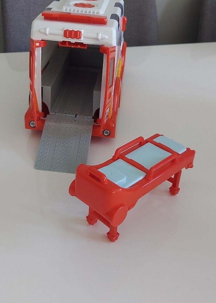 Oyuncak araba - Görsel 3