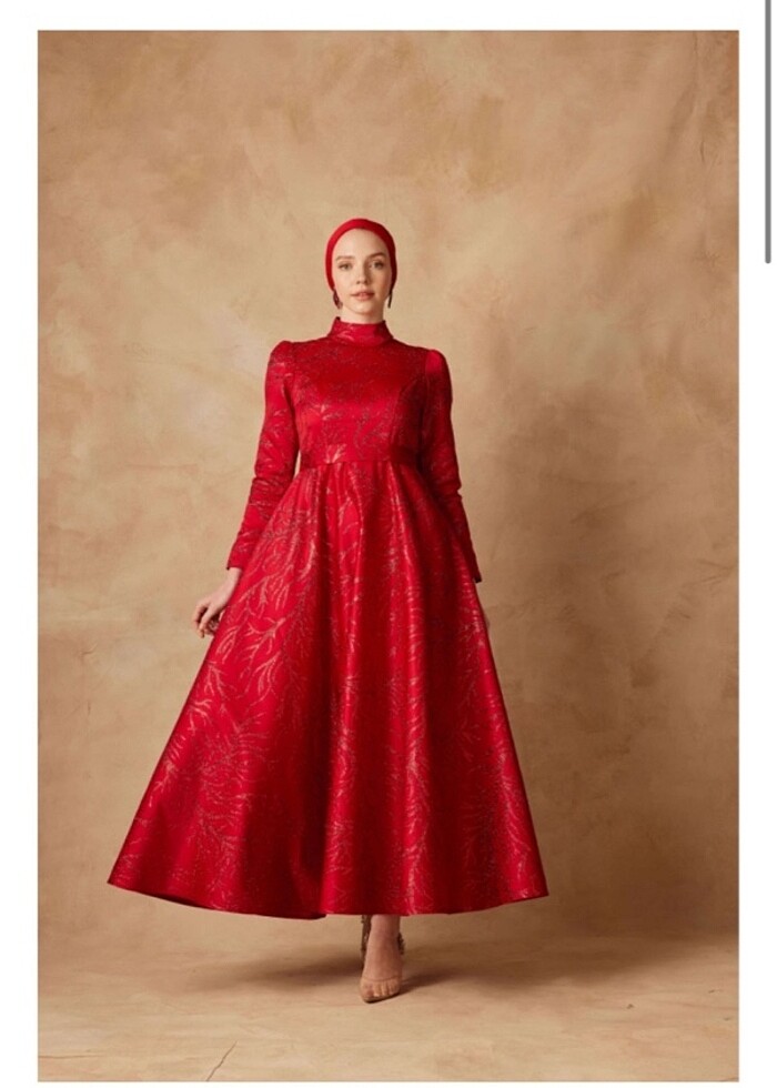 MELİHA TARHANACI SATILIK KIRMIZI SİMLİ DİANA ABİYE - Görsel 3