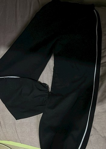 Siyah Rahat Kesim Kadın Eşofman - Görsel 2