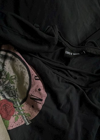 Kızlar İçin Siyah Rock Punk Baskılı Tişört - Görsel 3