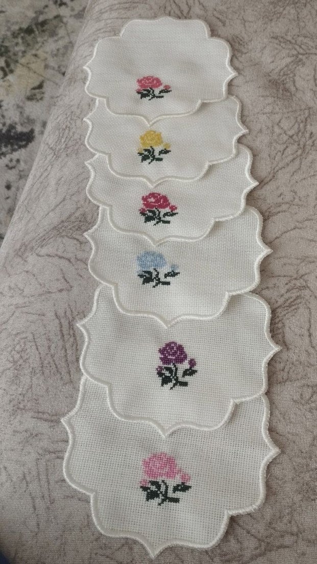 Nakışlı Çiçek Desenli 6 lı kahve sunum peçetesi - Görsel 3