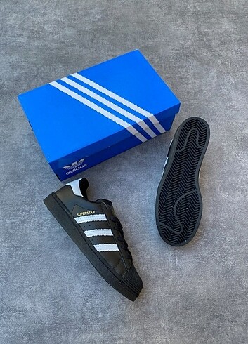 Adidas Unisex günlük snekers ayakkabı