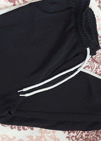 Siyah Yan Şeritli Rahat Kadın Eşofman - Görsel 2