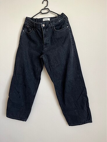 Leila Baggy Jean