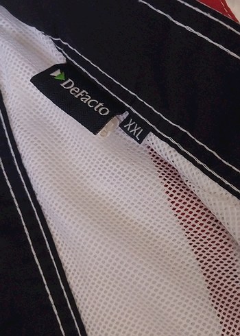 Beyaz Erkek Mini Şort - Renkli Şeritli Bel ölçümü 54 cm - Görsel 3