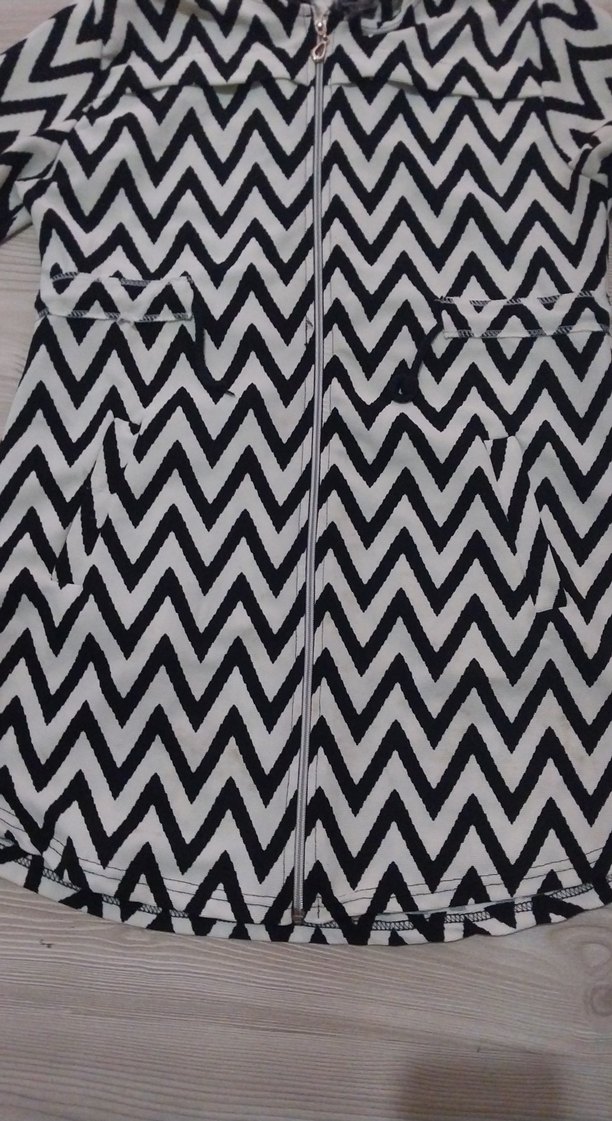 Zebra Desenli Midi Kadın Yağmurluk - Görsel 2