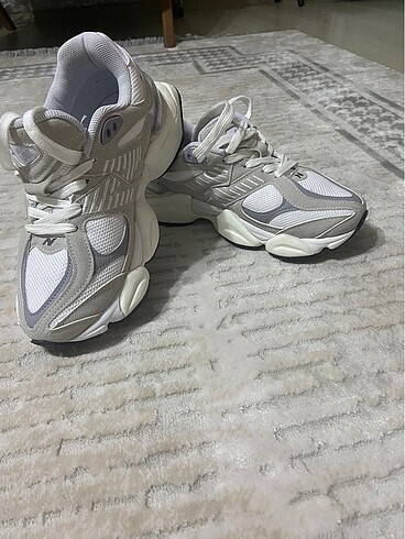 38 Beden New Balance 9060