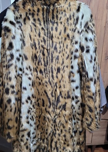 Leopar Desenli 1 Defa Kullanıldı Kaban - Görsel 2