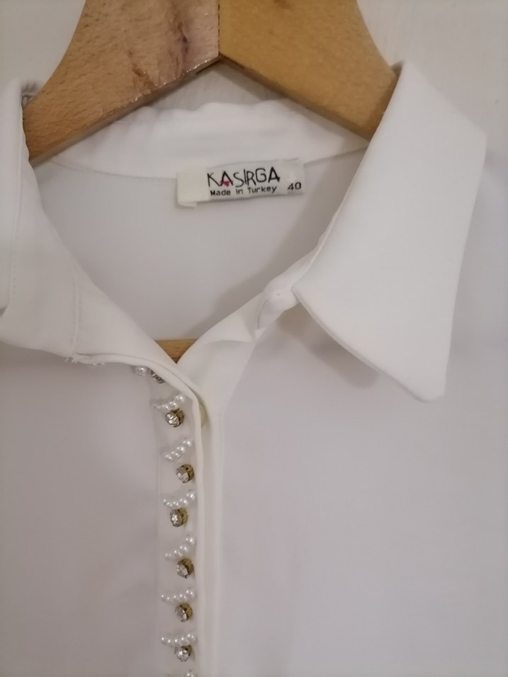 İnci Detaylı Ekru Kadın Gömlek - Görsel 3