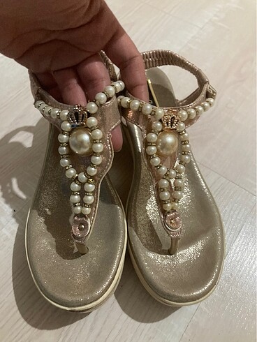 37 Beden Pierre cardin 37 numara sandalet