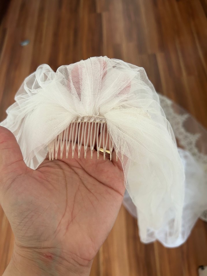 Pronovias marka Fransız tüllü duvak — görsel 2/4