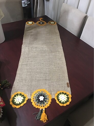 Beden Mandala motifli jüt çuval runner