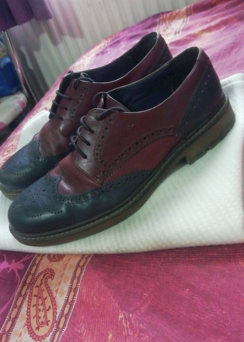 Derimod Lacivert bordo, hakiki deri ayakkabı temiz çok sağlam, 175TL