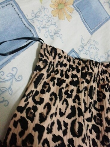 s Beden ten rengi Renk Blackpink marka leopar etek sıfır ürün, 100 TL kaçmaz