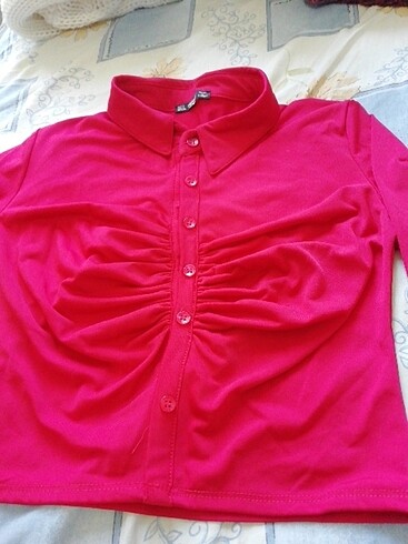 Sarar Sarar marka,, üst kisa abiye gömleği,, 50 TL kaçmaz