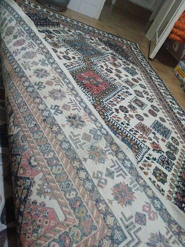 Beden çeşitli Renk 2.25 metre boyu,,, 1.48. Metre eni, sağlam diri hali 400 t