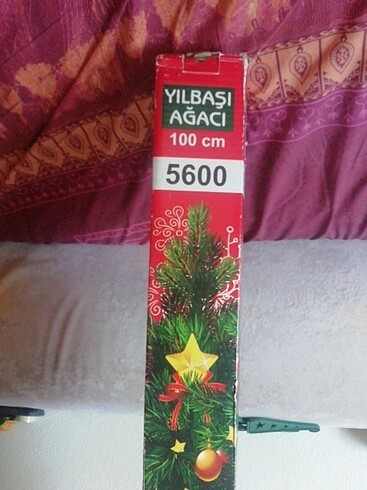 Beden Yılbaşı ağacı 1 metre sıfır ürün ve renkli topları, 250 TL
