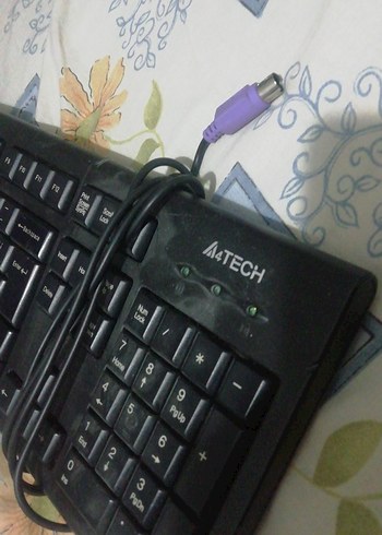 A4Tech, kr 85 model, Kablolu Klavye, 50tl, açıklama oku - Görsel 2