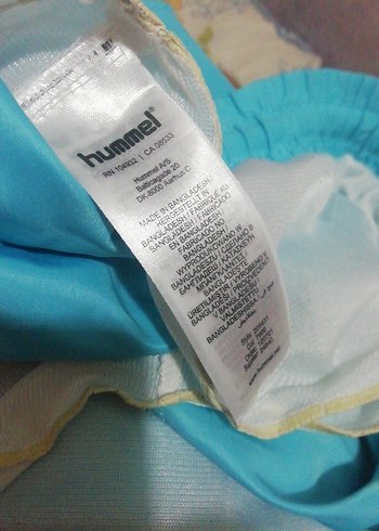 Mavi 14 yaş Şort Hummel marka sıfır gibidir, 60 TL - Görsel 8