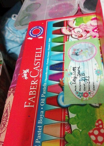 10..12 parça, kirtasiye pastel, keçeli, sulu boyalar,120TL - Görsel 16