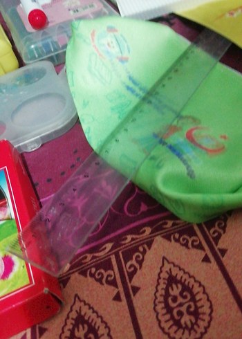 10..12 parça, kirtasiye pastel, keçeli, sulu boyalar,120TL - Görsel 20