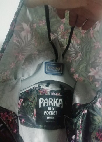 PARKA MARKA,KAPÜŞONLU,MEVSİMLİK, sıfır 150 TL - Görsel 8