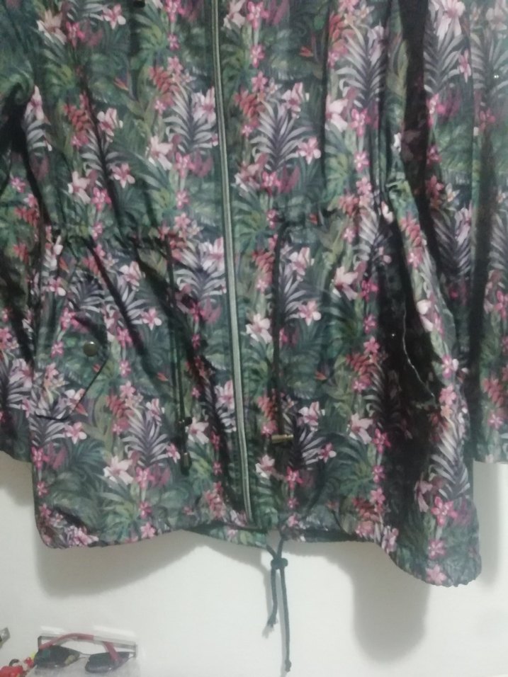 PARKA MARKA,KAPÜŞONLU,MEVSİMLİK, sıfır 150 TL - Görsel 2