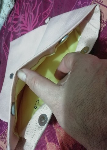 Düğmeli Beyaz Nakışlı Bohem Kadın Portföy Çanta, 40 TL - Görsel 5