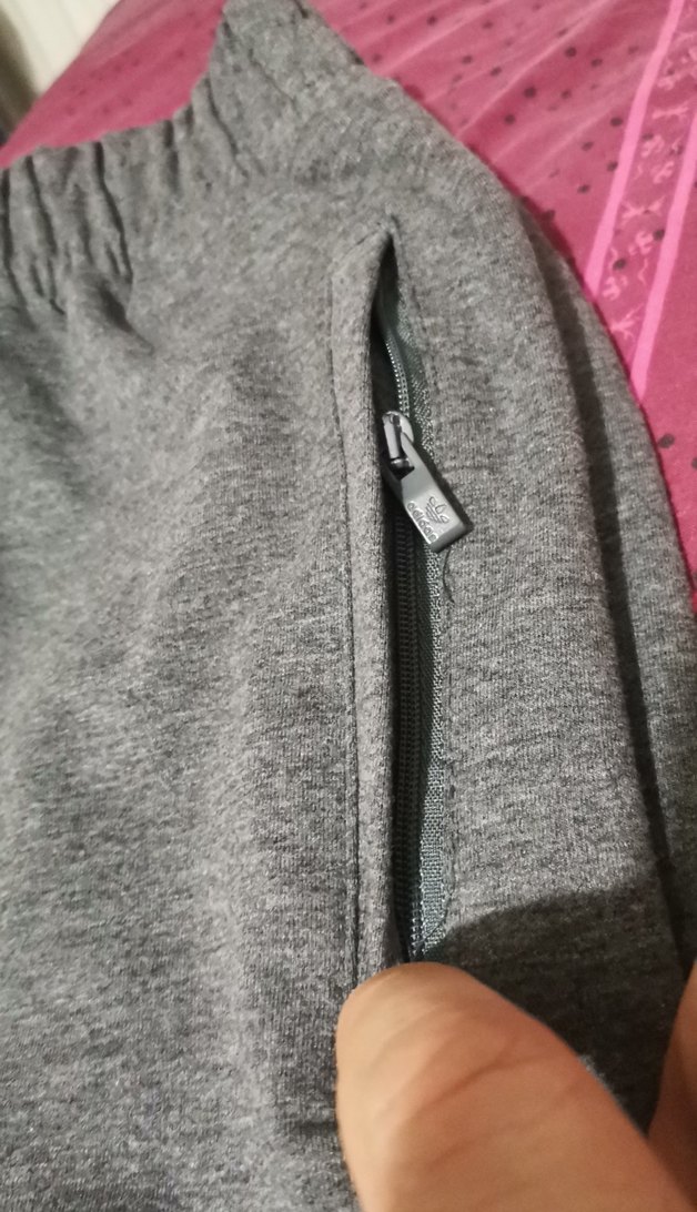 Adidas orijinal Loose Fit Fermuarlı, 3 cepli Alt sıfır ürün,200t - Görsel 4