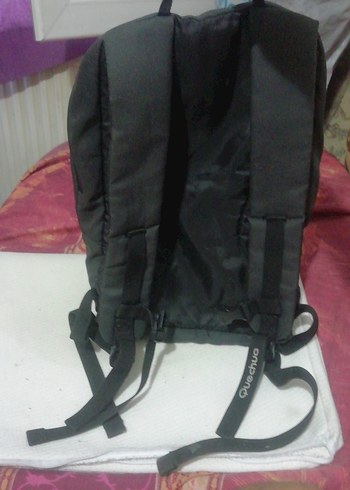 Quechua Qechua marka,, Sırt Çantası sağlam temiz sorunsuz 110 TL