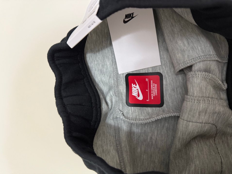 Nike Tech Fleece Panda Eşofman Altı - Görsel 2