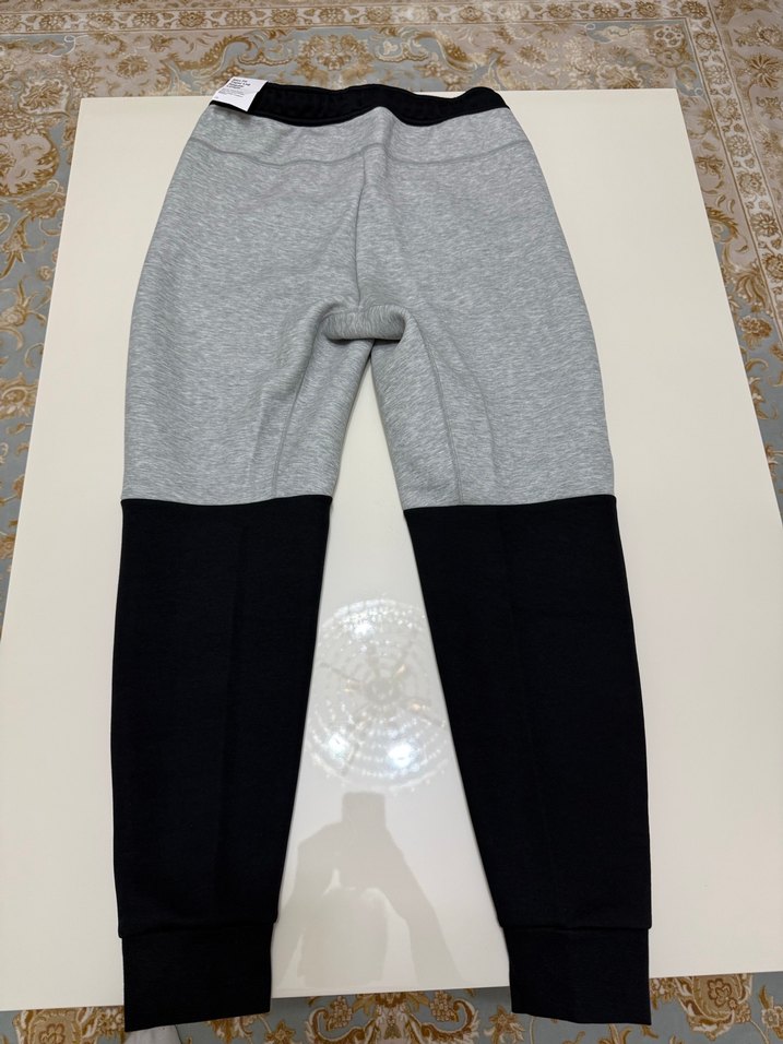 Nike Tech Fleece Panda Eşofman Altı - Görsel 4
